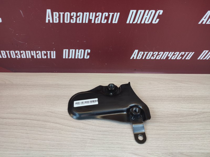 Кронштейн опоры двигателя