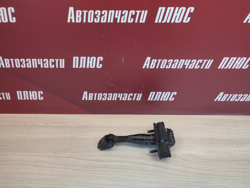 Ограничитель двери