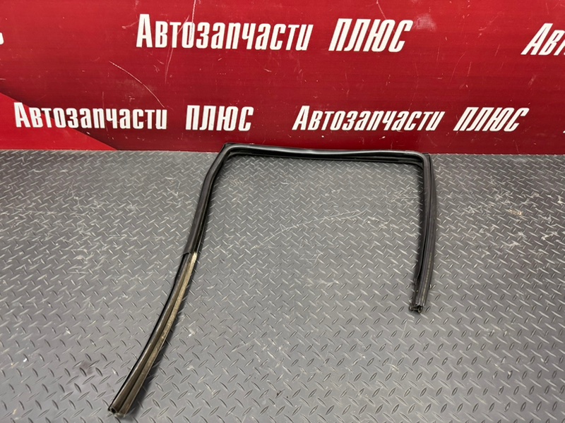 Уплотнитель стекла