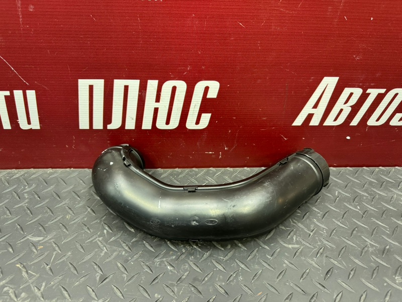 Патрубок воздушного фильтра