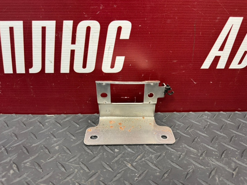 Кронштейн