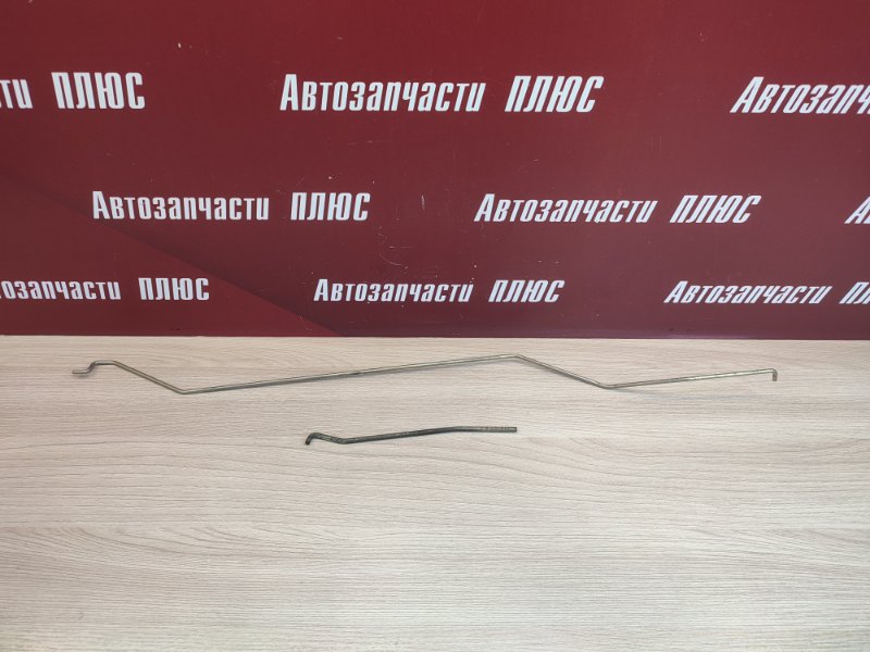 Тяга замка двери