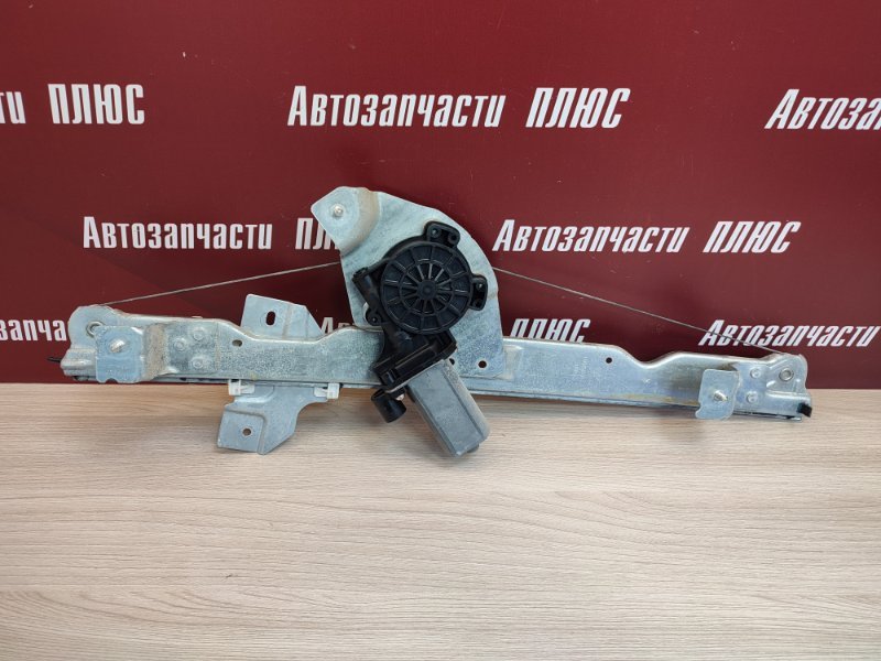 Стеклоподъемник двери