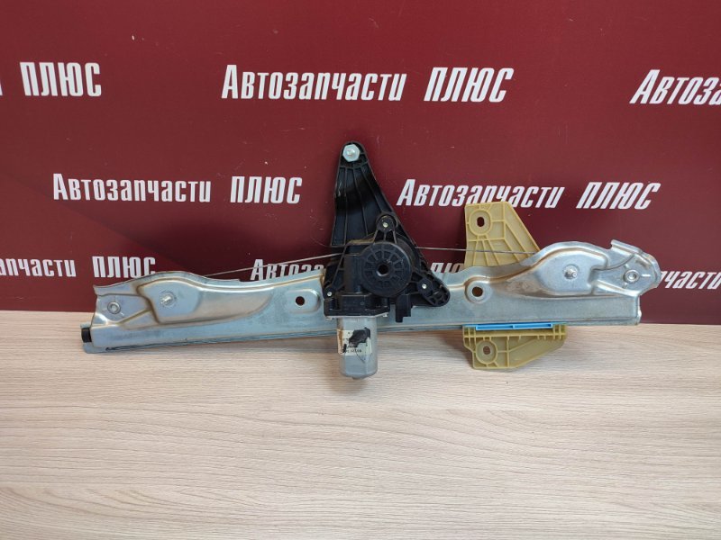 Стеклоподъемник двери