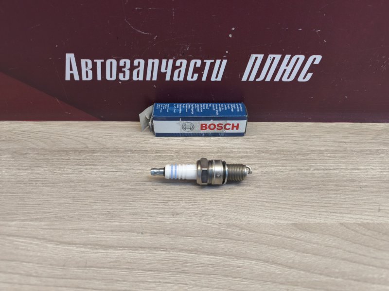 Свеча зажигания