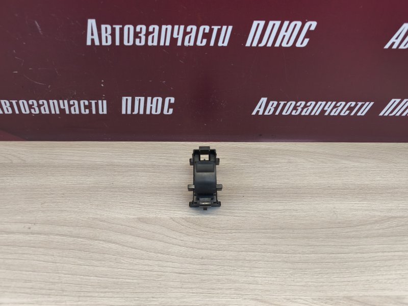 Кнопка стеклоподъемника двери