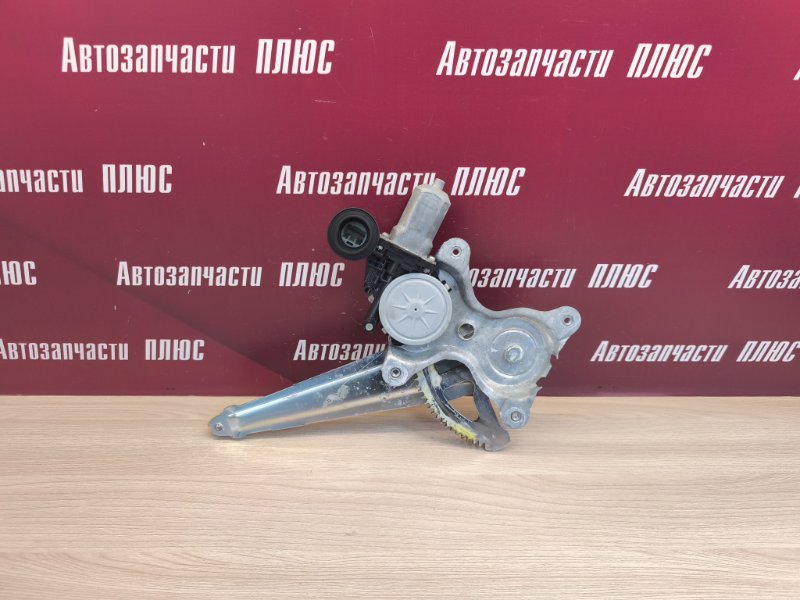 Стеклоподъемник двери