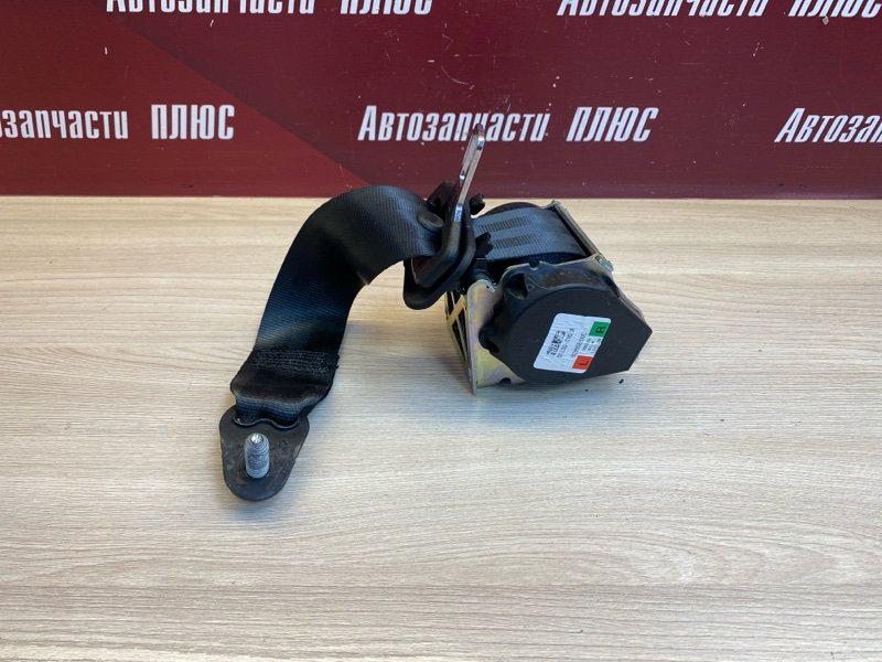 Ремень безопасности