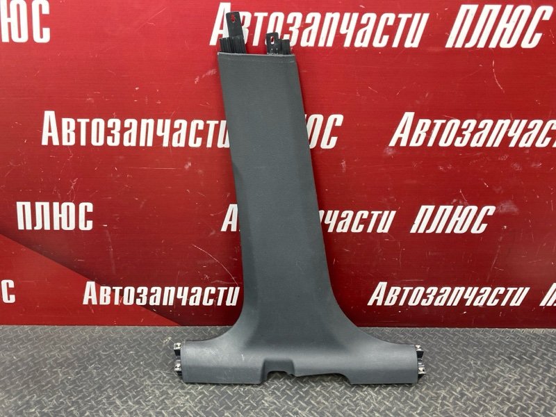Обшивка средней стойки