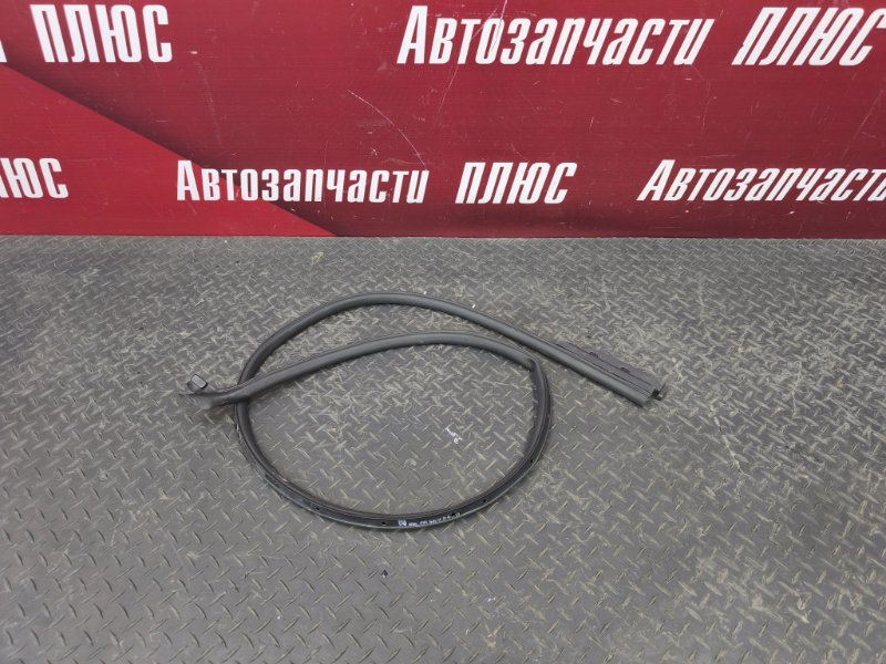 Уплотнитель двери