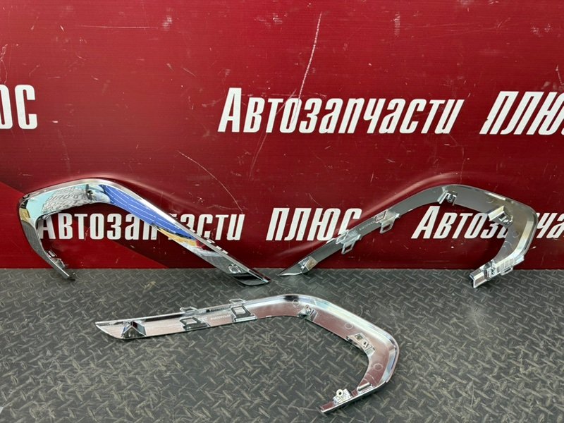 Молдинг бампера хром