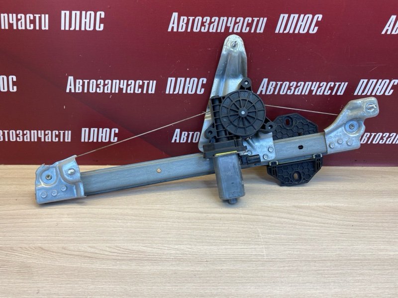 Стеклоподъемник двери