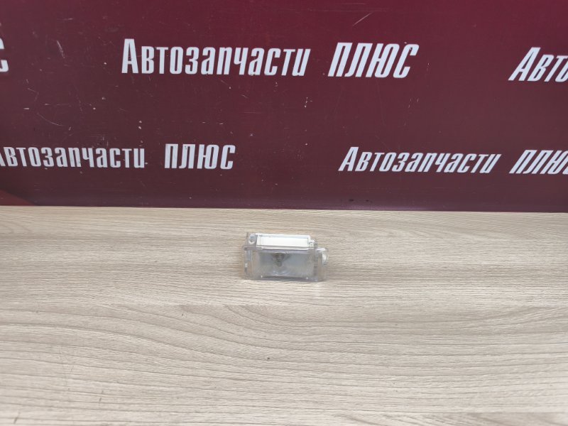 Плафон подсветки багажника