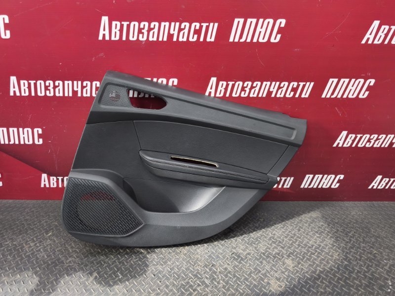 Обшивка боковой двери