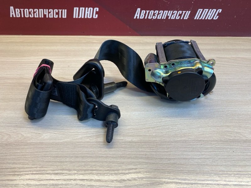Ремень безопасности