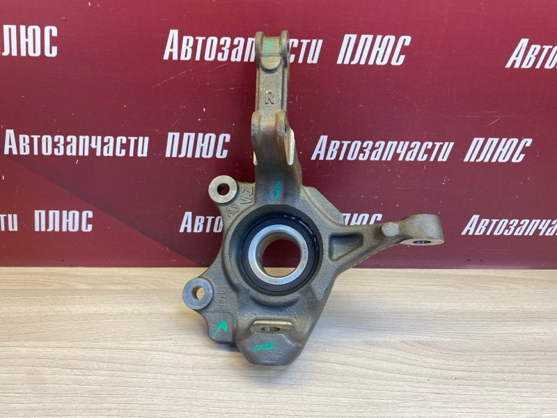 Кулак поворотный