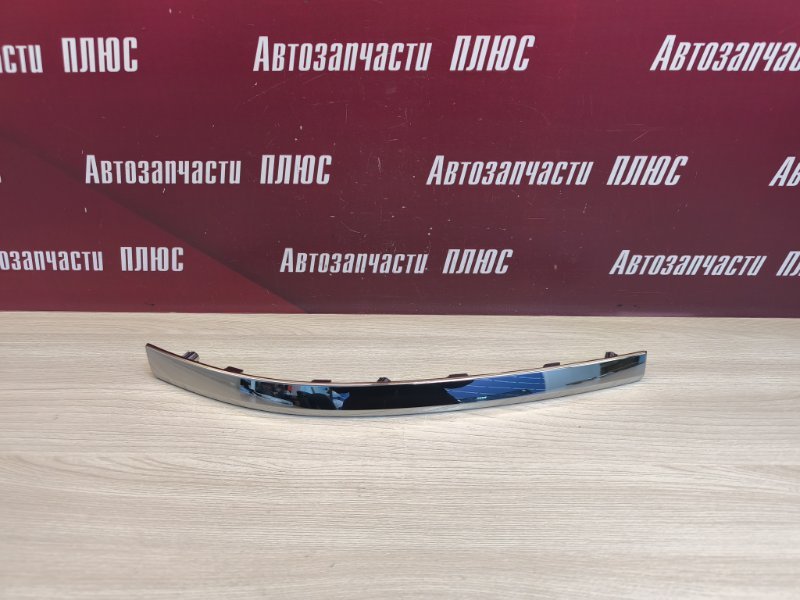 Молдинг бампера хром