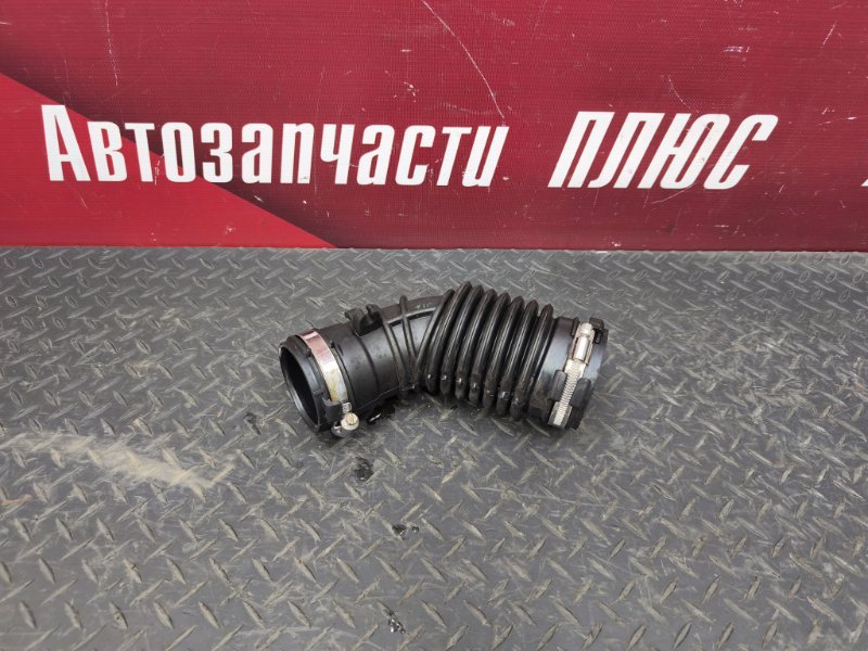 Патрубок воздушного фильтра
