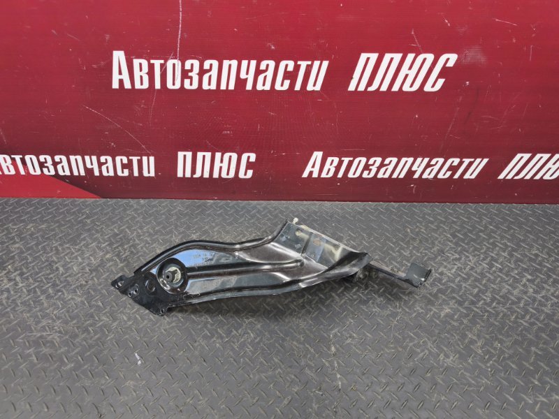 Крепление фары