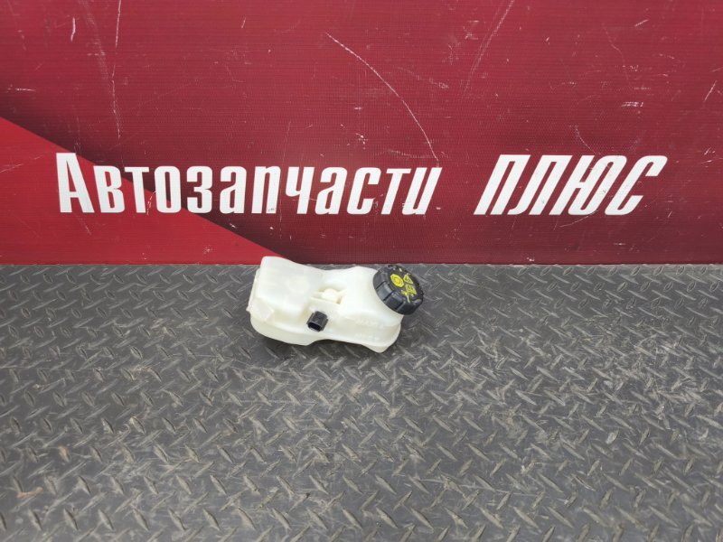 Бачок для тормозной жидкости