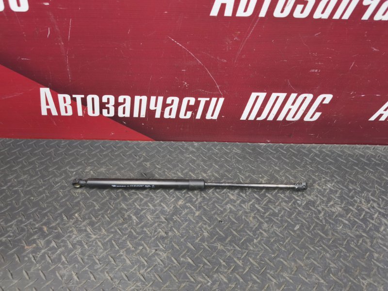 Амортизатор багажника