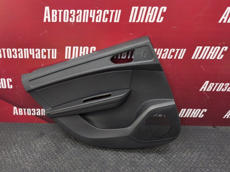 Обшивка боковой двери