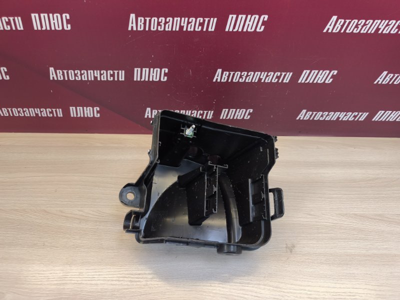Корпус блока предохранителей