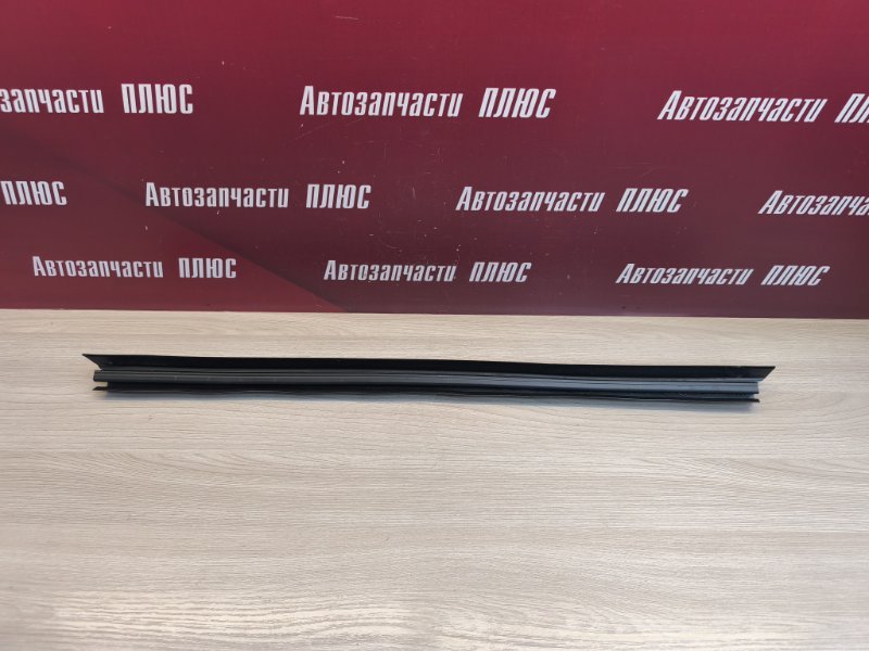 Уплотнитель стекла двери внутренний