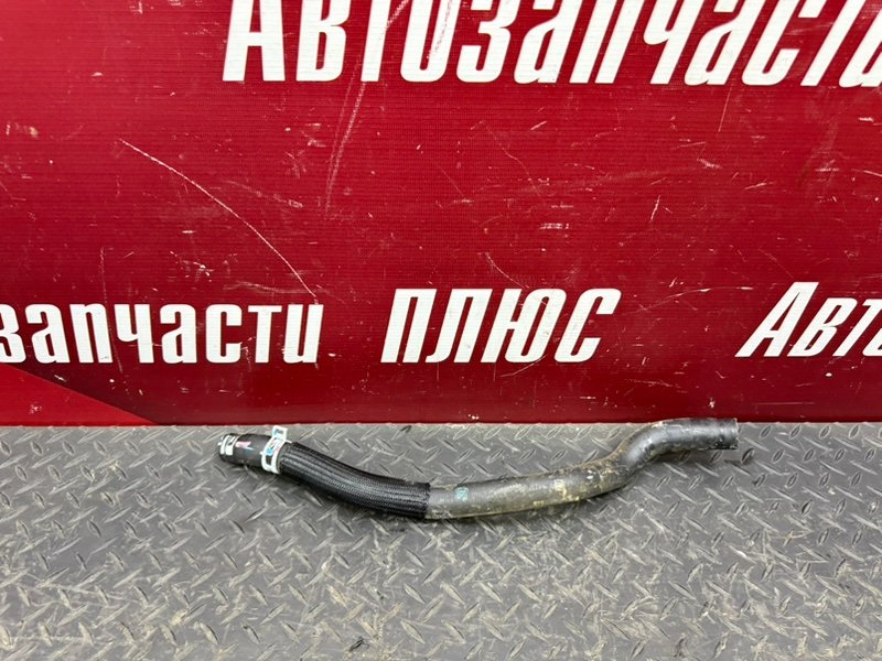 Патрубок радиатора