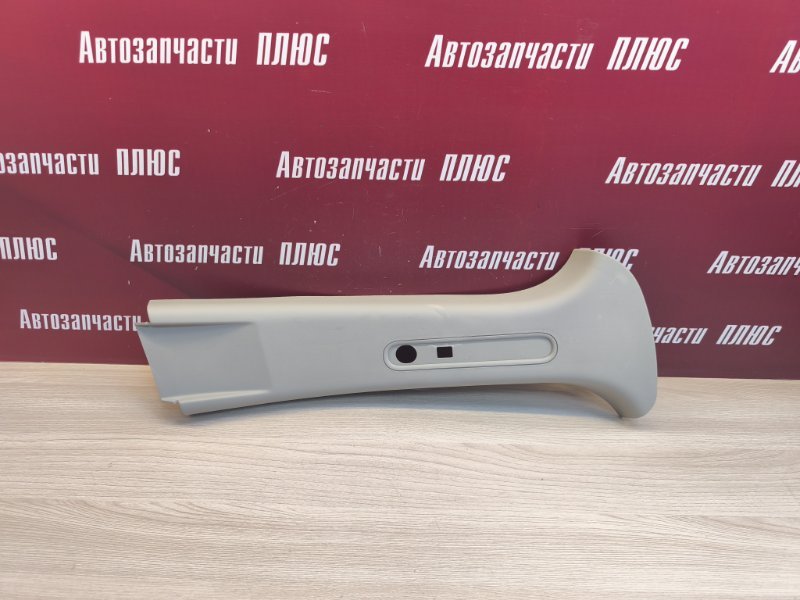Обшивка средней стойки