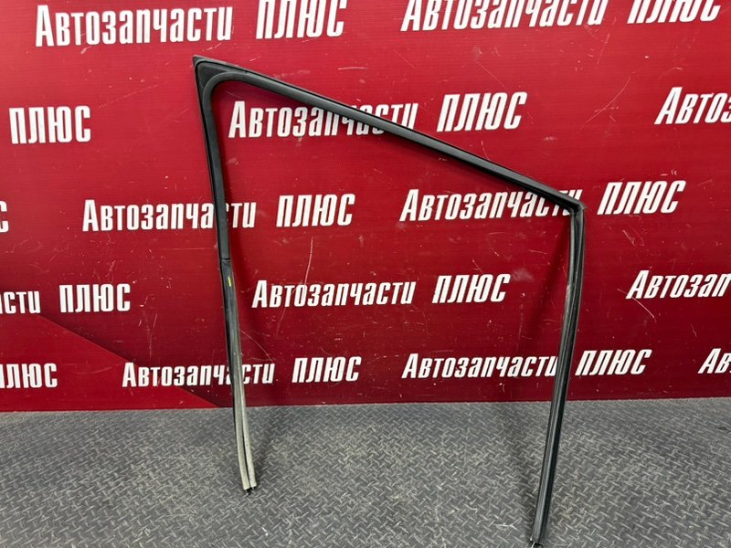 Уплотнитель стекла