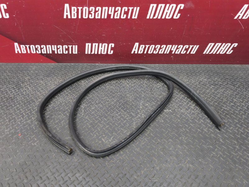 Уплотнитель двери