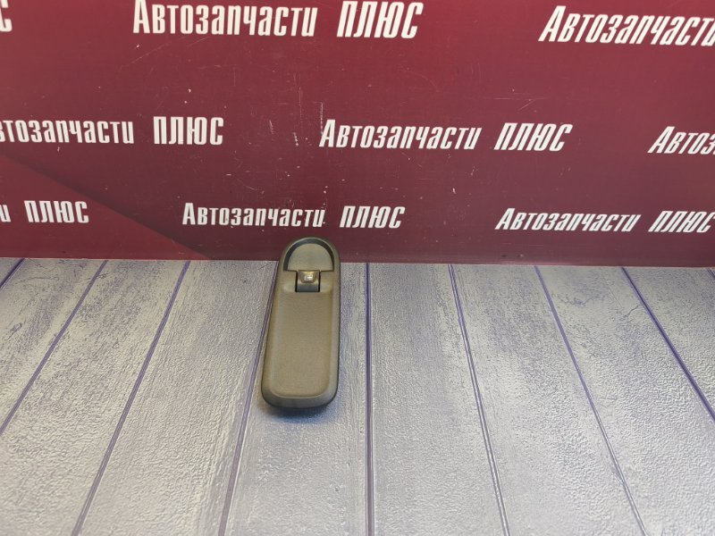 Кнопка стеклоподъемника