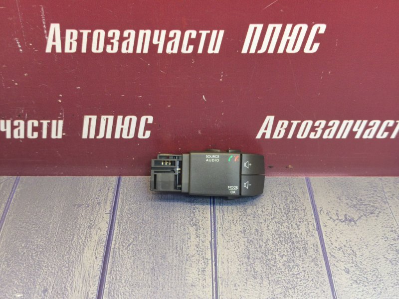 Джойстик управления магнитолой