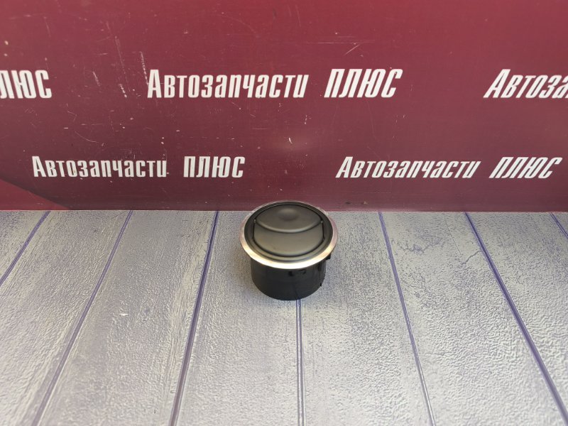 Воздушный дефлектор салона