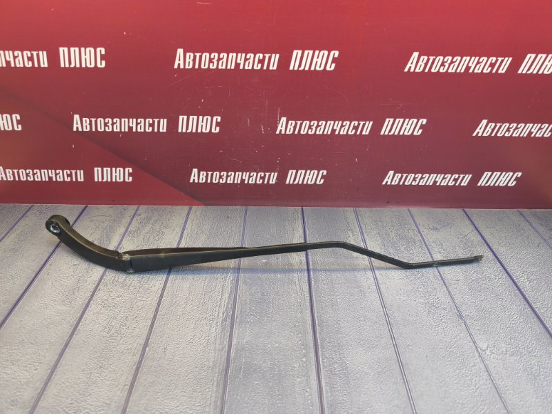 Поводок дворника