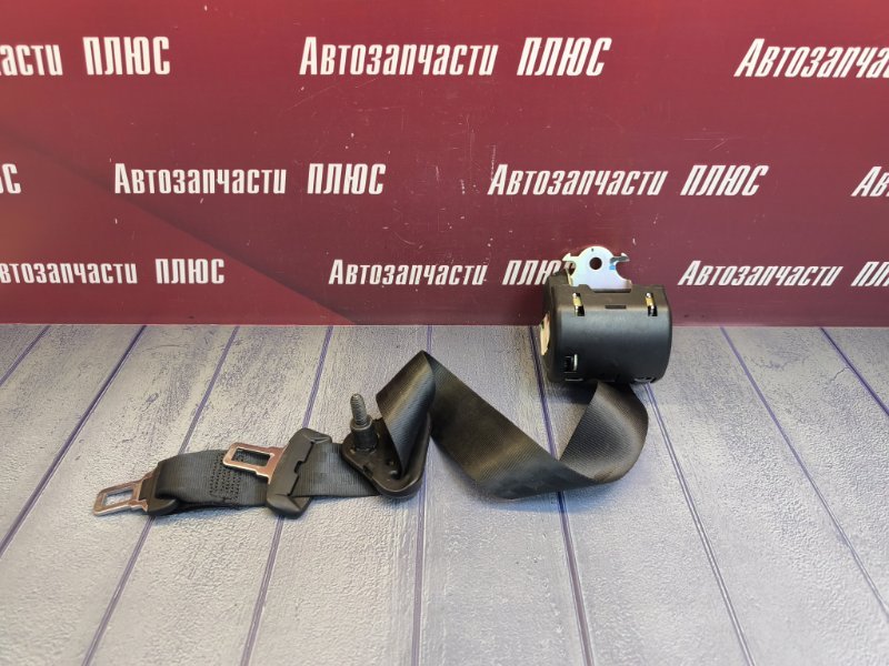 Ремень безопасности
