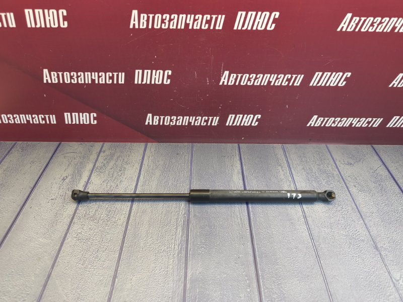 Амортизатор багажника
