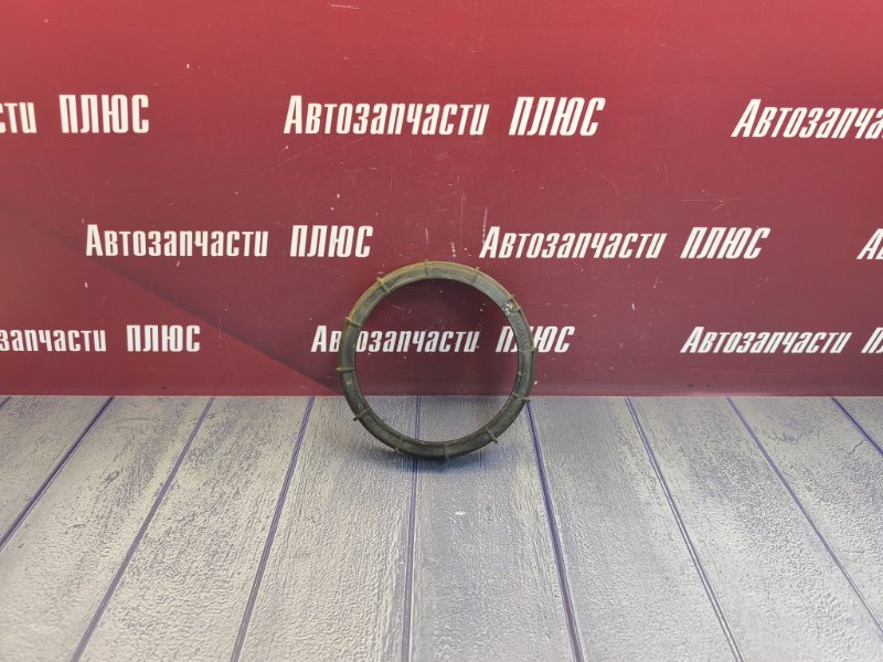 Гайка топливного насоса