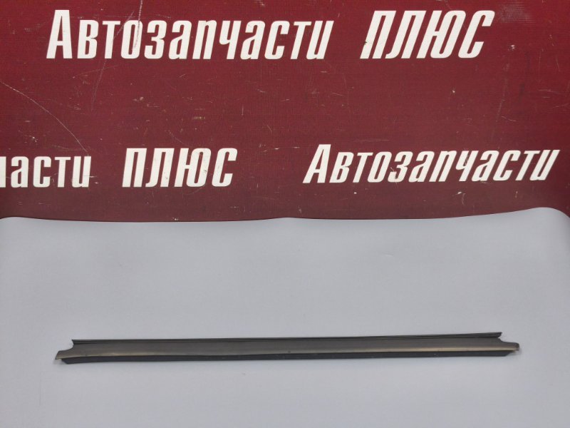 Уплотнитель стекла двери внутренний