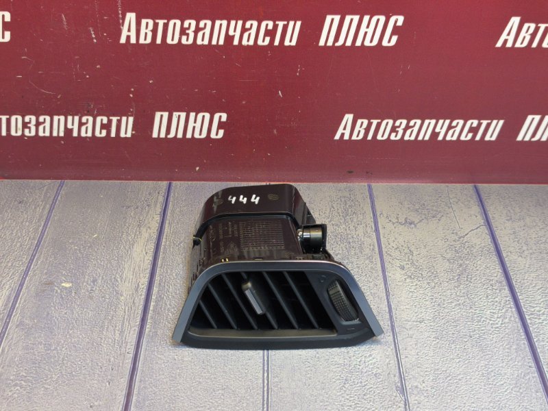 Воздушный дефлектор салона