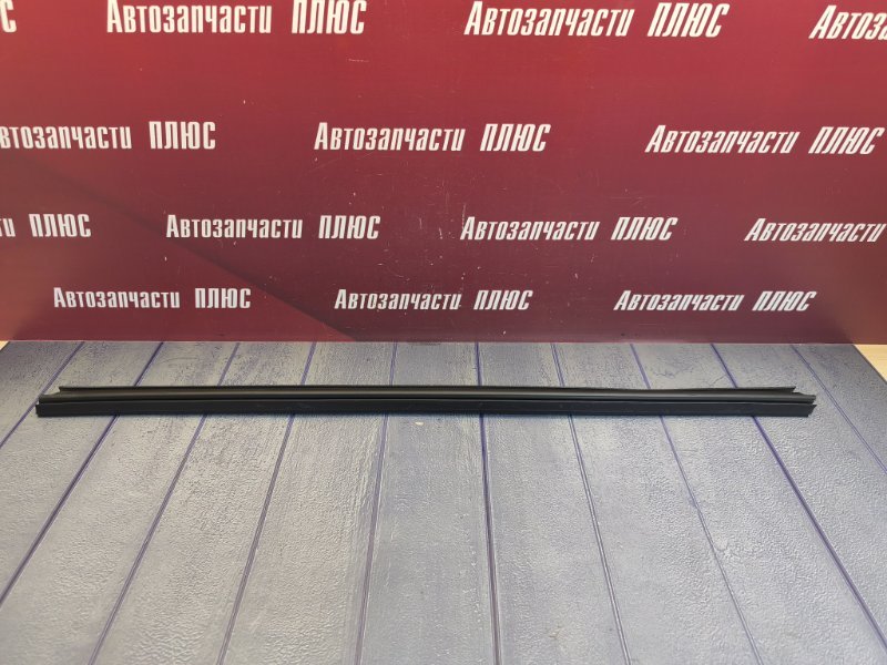 Уплотнитель стекла двери внутренний