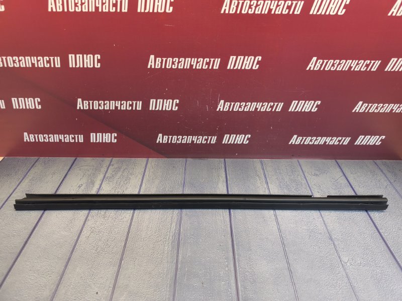 Уплотнитель стекла двери внутренний