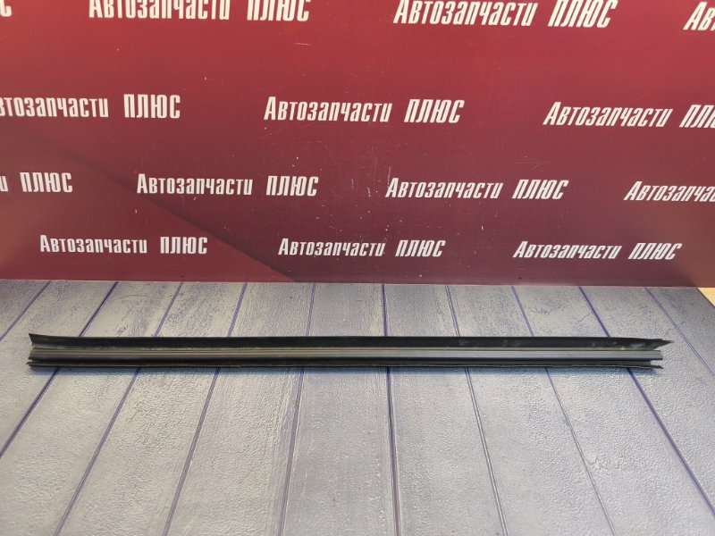 Уплотнитель стекла двери внутренний