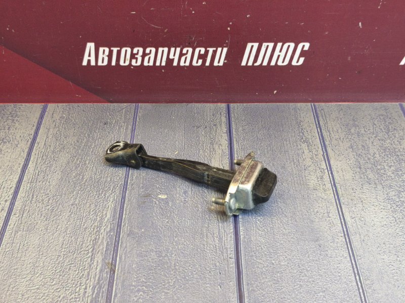 Ограничитель двери