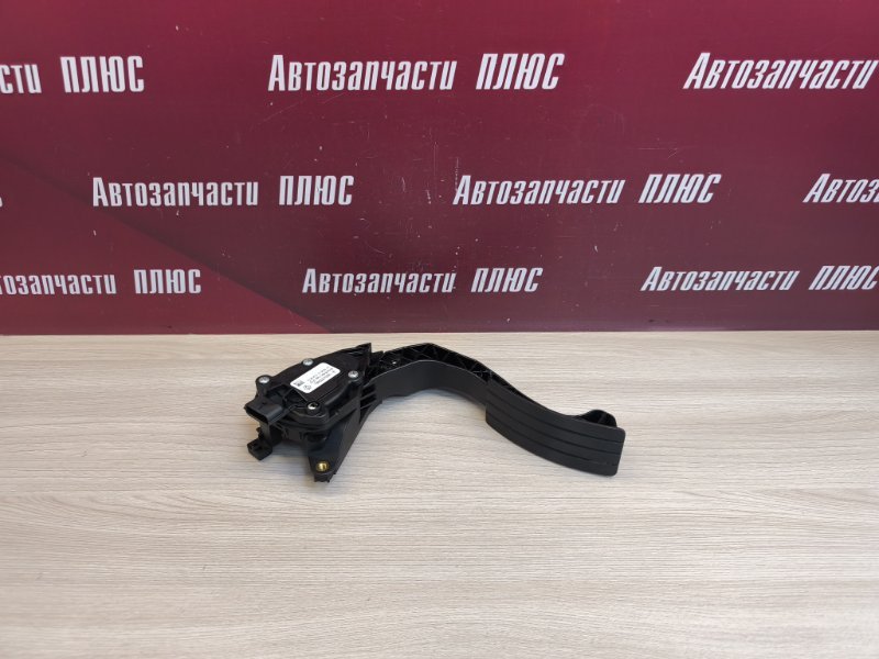 Педаль газа