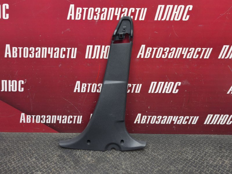 Обшивка средней стойки