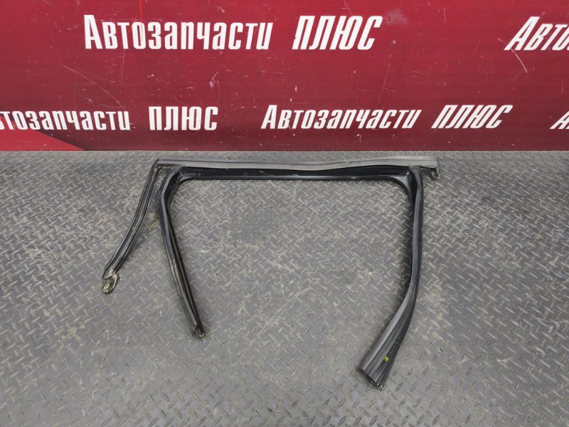 Уплотнитель рамки двери