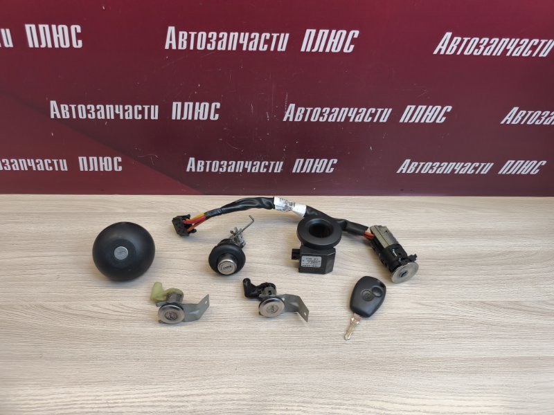 Комплект замков