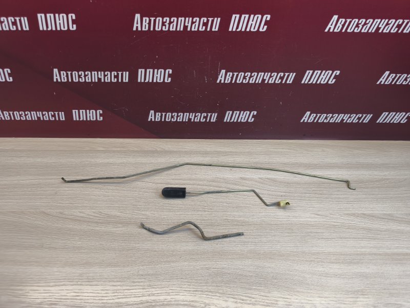 Тяга замка двери
